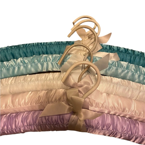 Sweet dreams set of 5 vintage satin padded hangers - Picture 2 of 6